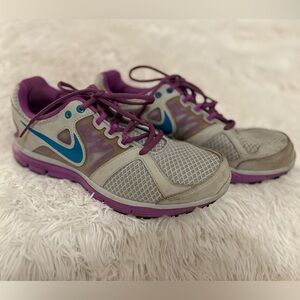 Nike Vibrant Purple Athletic Shoes